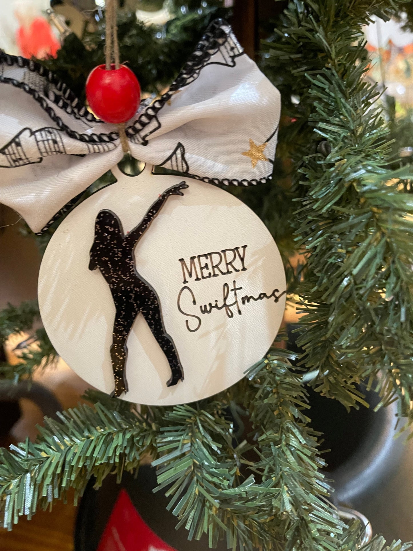 Swifty christmas ornaments - White / Merry Swiftmas