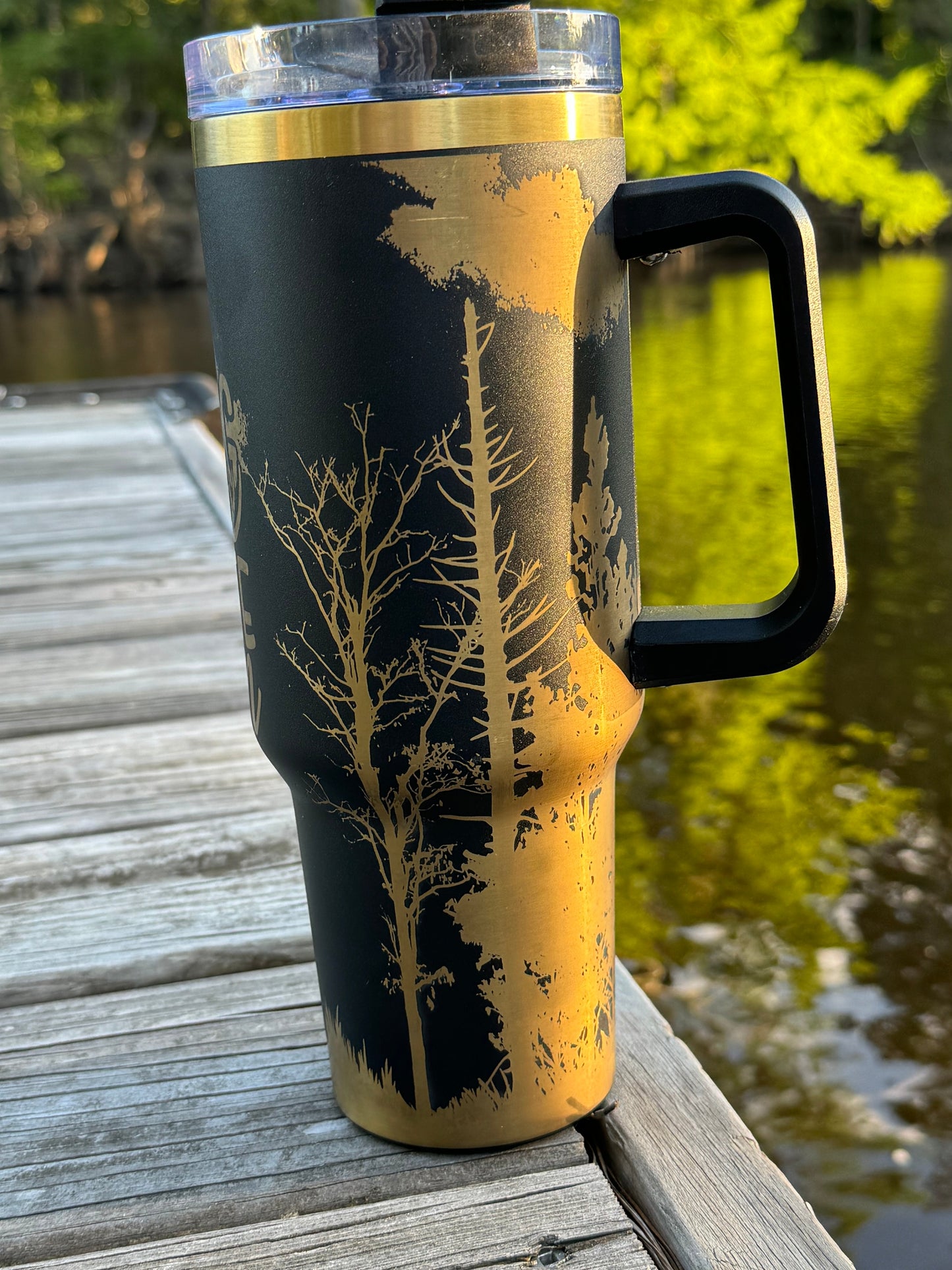 40 oz Stainless Steel Tumbler - Deer hunting Scene | Laser Engraved Wildlife Design | Hot & Cold Drink Insulation