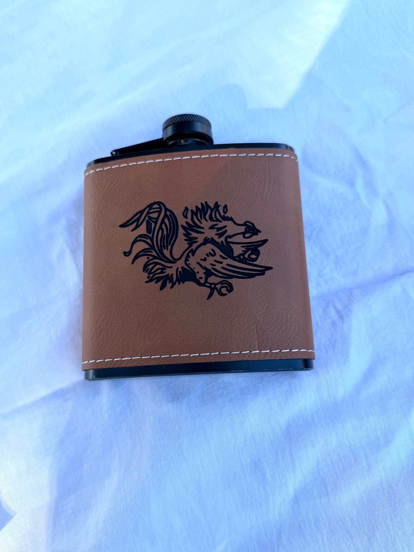 8oz South Carolina College Flask – Engraved Collegiate Flask for Tailgates | Game Day Fan Flask | USC, Clemson & CCU Chanticleers | 8oz Leatherette Flask