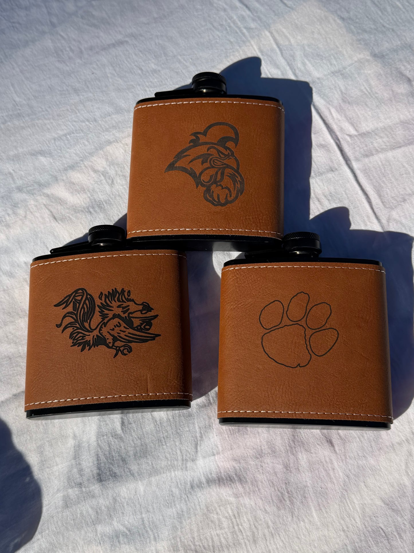 8oz South Carolina College Flask – Engraved Collegiate Flask for Tailgates | Game Day Fan Flask | USC, Clemson & CCU Chanticleers | 8oz Leatherette Flask