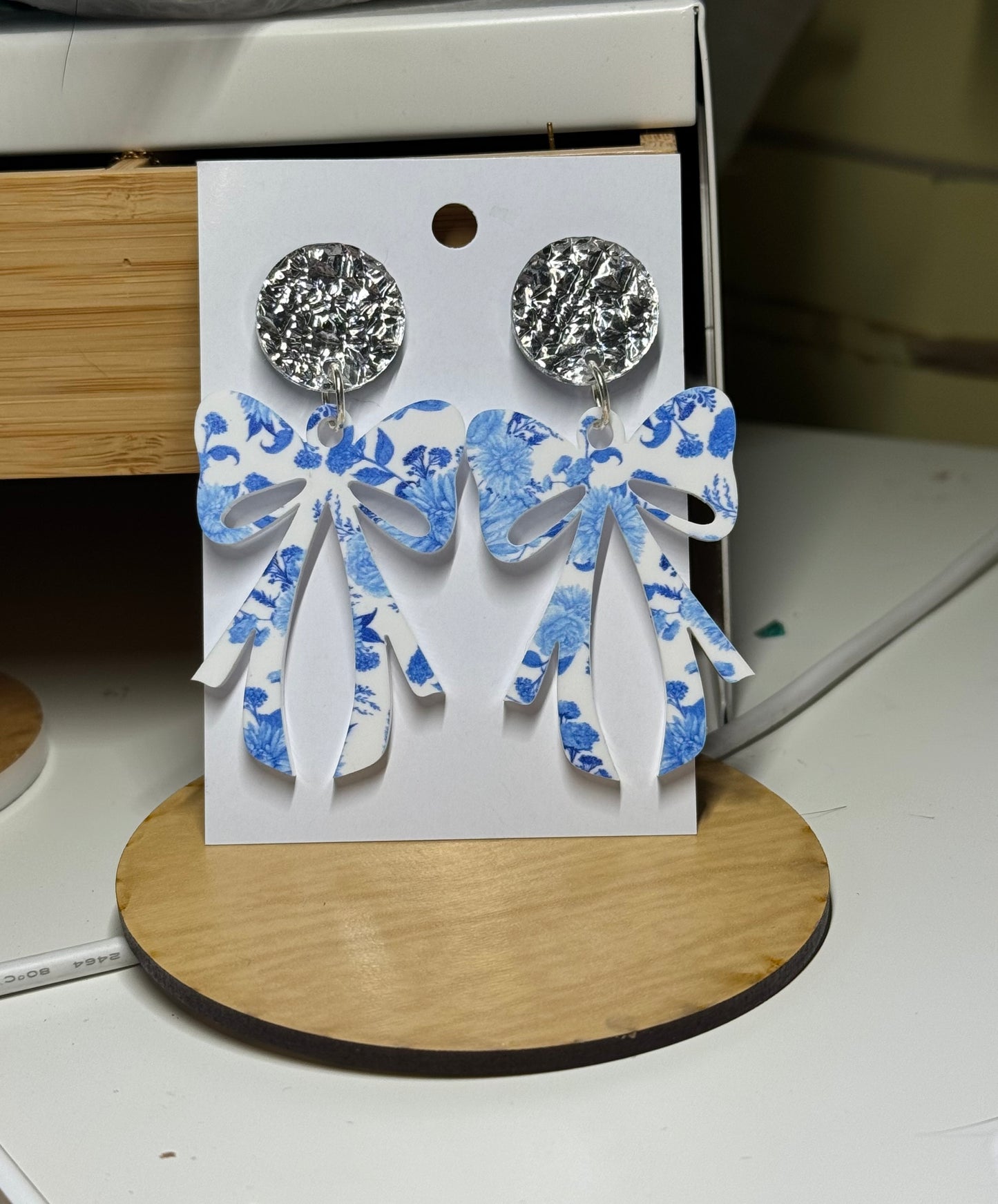 Chinoiserie Bow Earrings – Lightweight Acrylic Earrings with Textured Gold or Silver Post