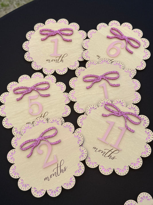 crooquette bow baby milestone, photo prop for baby