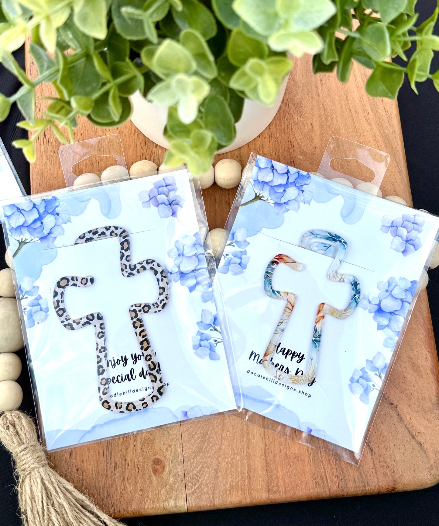 Cross bookmarks