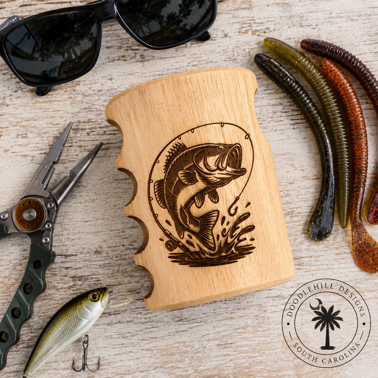 Fish Engraved Wooden Can Holder with Finger Grips | Insulated Beer & Soda Holder | Father's Day Gift for Fishermen